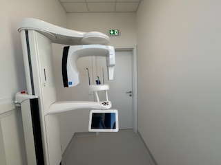 Ortopan rentgenska naprava v zobozdravstveni ambulanti K2 Dent